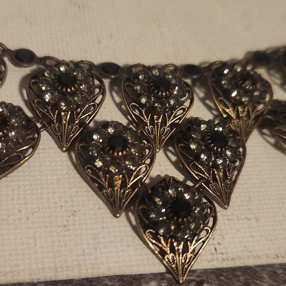 Vintage Style Antique Gold Tone Filigree Bib Necklace Black Rhinestone Statement - Picture 6 of 16